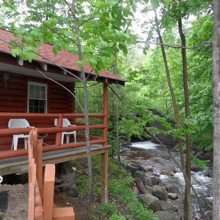 Seven Dwarfs Cabin - On The Brook Cabins Lake George Habitación foto